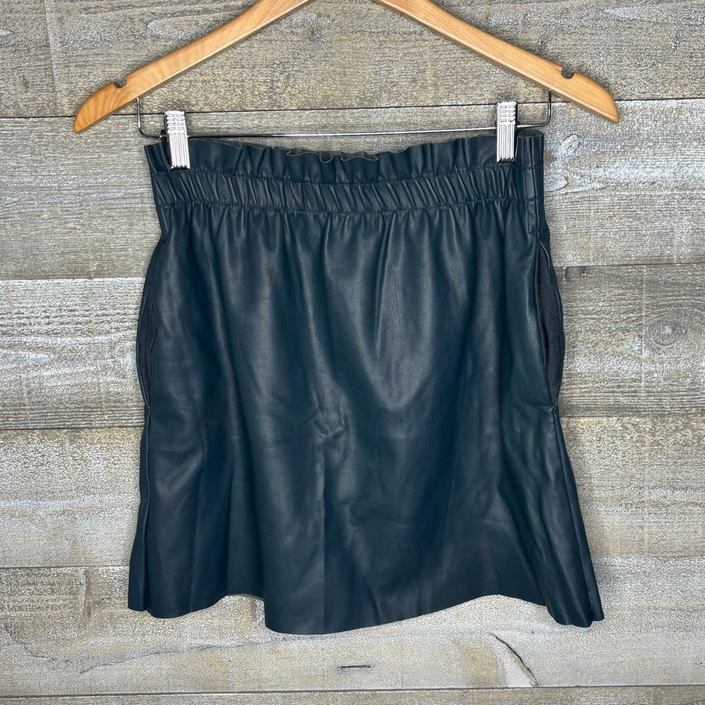 Zara knit blue leather high waisted paperbag skirt with pockets